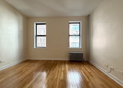 89th Street & Lexington Ave.  - Photo 1