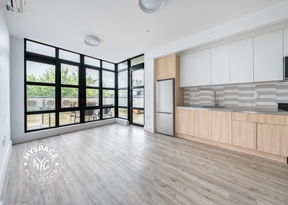 584 4th Avenue - Photo 1