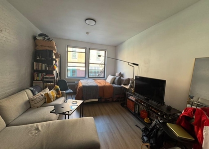 446 West 55th Street - Photo 1