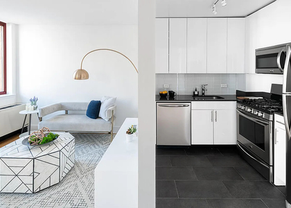 444 West 35th Street - Photo 1