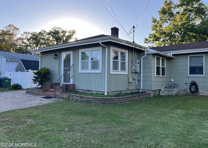 544 Pacific Avenue - Photo 1