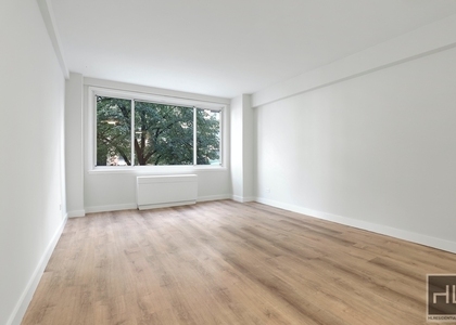 East 51st Street - Photo 1