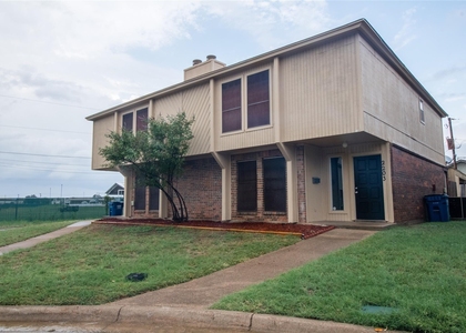 2203 Chase Court - Photo 1