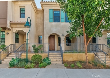 501 W Foothill Boulevard - Photo 1
