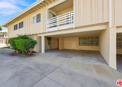 3500 W Manchester Boulevard - Photo 1