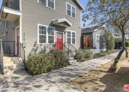 3157 Estara Avenue - Photo 1