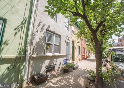 1109 N 3rd Street - Photo 1