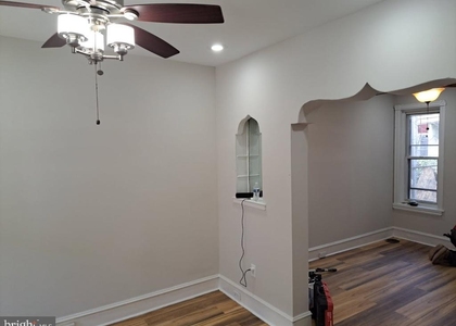 2562 N Hollywood Street - Photo 1