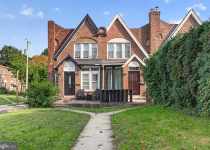 502 W Clapier Street - Photo 1