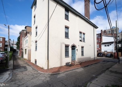 1518 Waverly Street - Photo 1