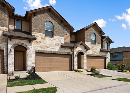 1001 Zodiac Ln - Photo 1