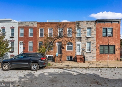 118 W Randall Street - Photo 1