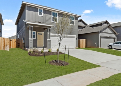 121 Greenway Ln - Photo 1