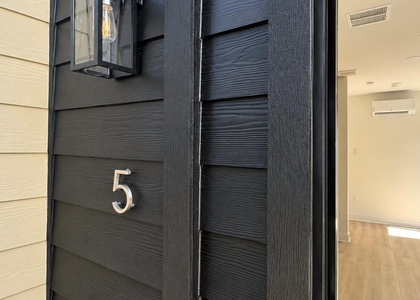 605 E 55th St - Photo 1