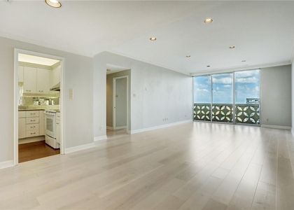 1801 Lavaca St - Photo 1