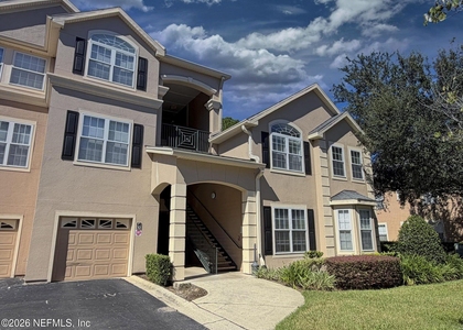 13810 Sutton Park Drive N - Photo 1