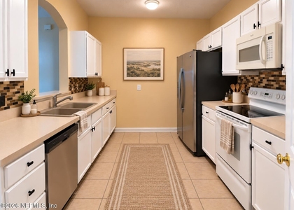 7990 E Baymeadows Road - Photo 1