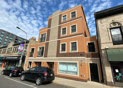 817 Chicago Avenue - Photo 1