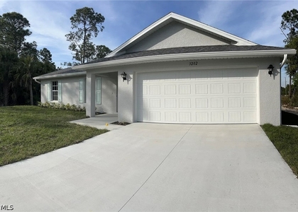 3202 49th Street W - Photo 1