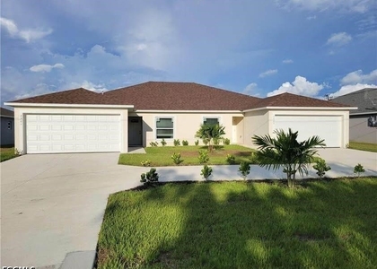 3309 Sw 15th Place - Photo 1