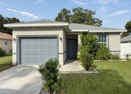 2116 Palm Avenue - Photo 1