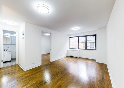 East 16th Street - Photo 1