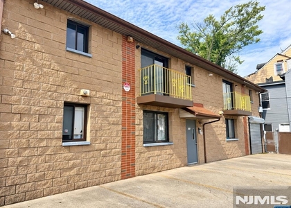 217-221 Park - Photo 1
