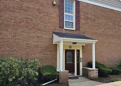 605 Grove - Photo 1