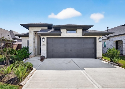 5039 Henry Merrit Street - Photo 1