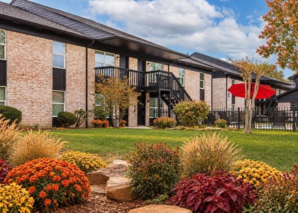 327 W Hufsmith Road - Photo 1