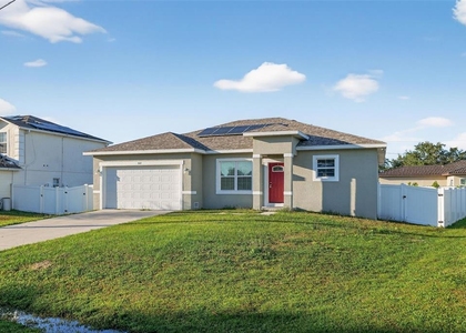 717 Robin Court - Photo 1