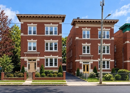 17 Bond Street - Photo 1