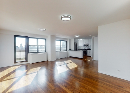East 16th Street - Photo 1