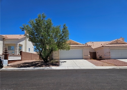 3726 Grand Viewpoint Court - Photo 1