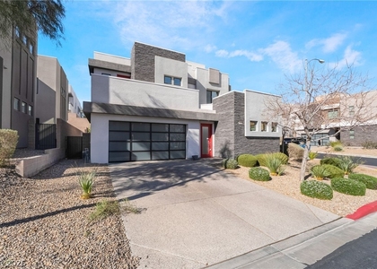 213 Inverbeg Street - Photo 1