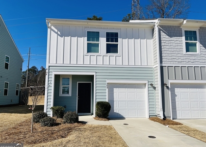 362 Penn Station Way - Photo 1