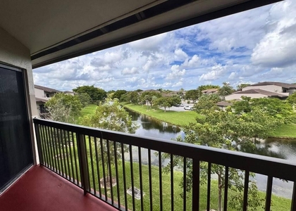9887 Nob Hill Court - Photo 1