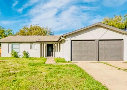 3702 Lindsey Court - Photo 1