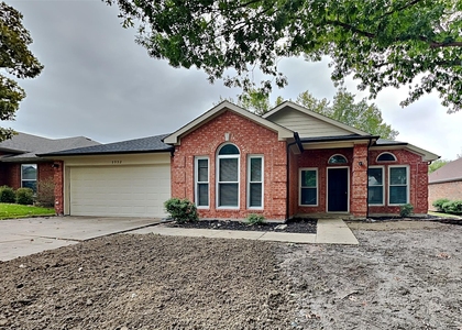 5932 Hillview Drive - Photo 1