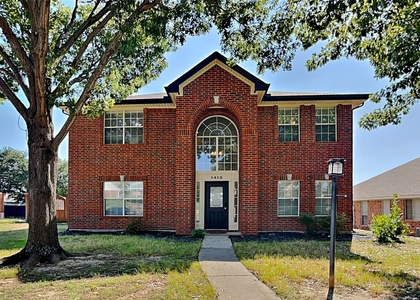 1421 Mapleview Drive - Photo 1