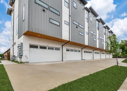 145 N Henderson Avenue - Photo 1