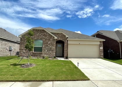 412 Ardsley Lane - Photo 1