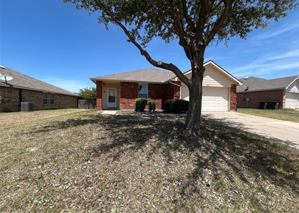 4888 Parkview Hills Lane - Photo 1