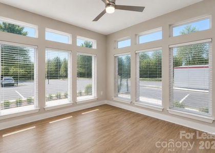 222 S Main Street - Photo 1