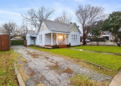 3317 W 5th Street - Photo 1