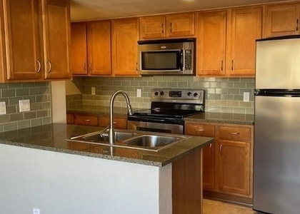 200 E Southern Avenue - Photo 1