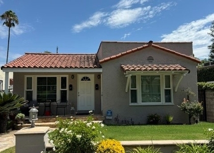 226 N Brighton - Photo 1