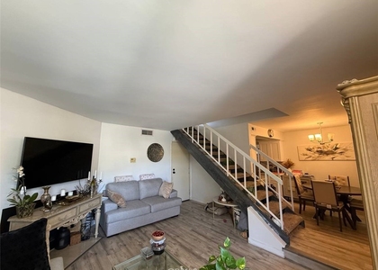 18411 Hatteras - Photo 1