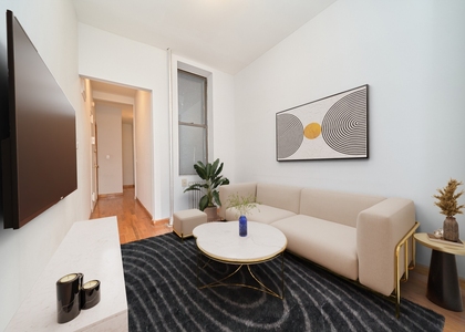 462 9th Avenue - Photo 1