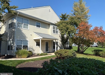 1007 Waterford Road - Photo 1